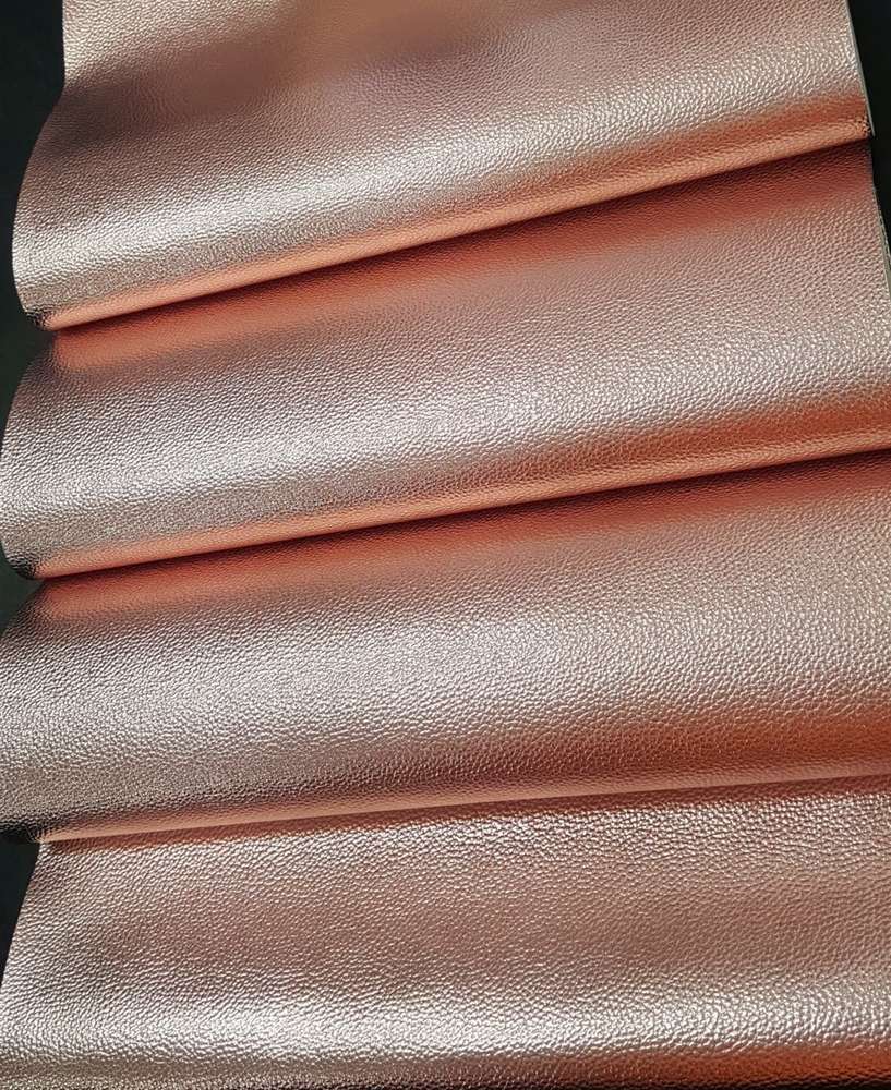 Bubbled Metallic Rose Gold Vinyl